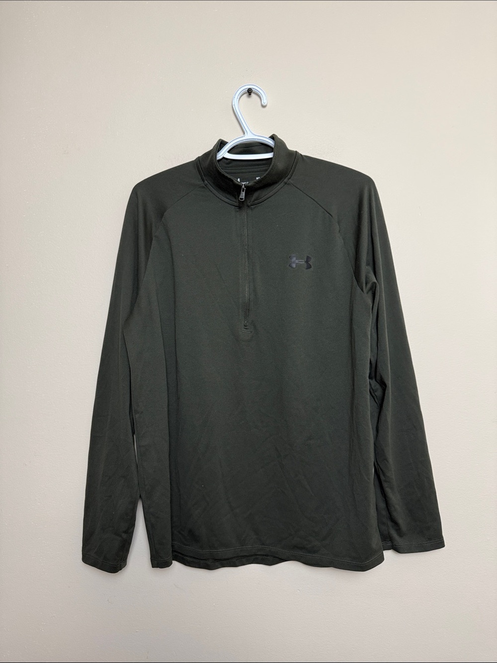 Under Armour Men's Dark Olive Quarter-Zip Training Top size M
